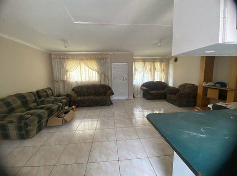 Outbuilding To Rent - Appartamenti