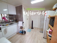Sejong/konkuk Univ/ gwangjin-gu/*female only* Moinn airbnb - Комнаты