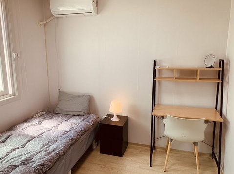 Full 3bedroom's apartment for rent at Ehwa station (line2) - Apartamentos