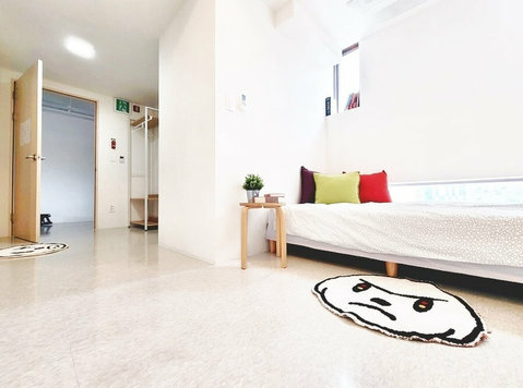 [JongRo-Gu] Private Single Room (avail from July) - Casas