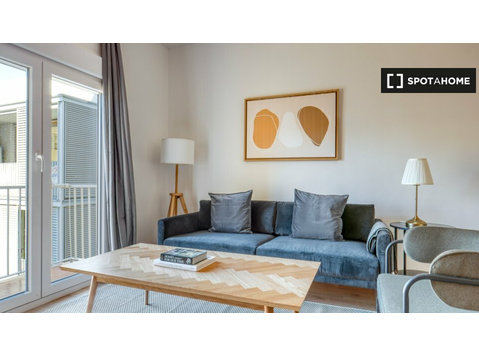 Appartamento con 3 camere da letto in affitto a Barcellona - 	
Lägenheter