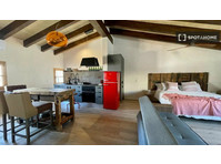 Appartamento con 1 camera da letto in affitto a Port De… - Διαμερίσματα