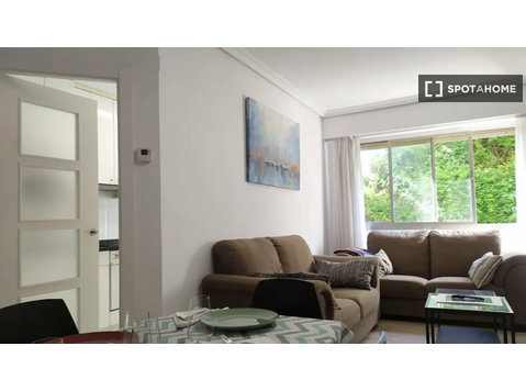 Appartamento con 3 camere da letto in affitto a Donostia - Станови