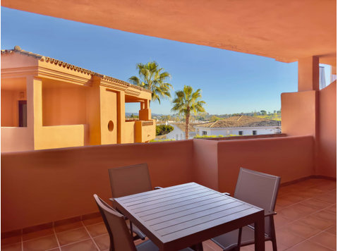 APARTAMENTO CLÁSICO DE UN DORMITORIO, VISTA - Apartments