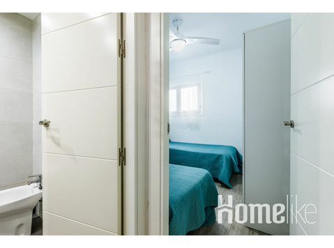 Accommodation with 3 bedrooms - דירות