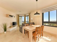 Cozzy 1 bedroom apartment side sea view - Byty
