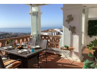 Pool Calahonda Palmeras with Sea View