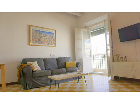 Flatio - all utilities included - In the heart of Cadiz,… - For Rent