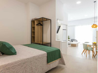 Flatio - all utilities included - ALNATUR SUITE 3 Apartments - Na prenájom