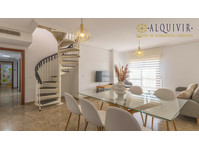 Flatio - all utilities included - Penthouse with terrace… - À louer