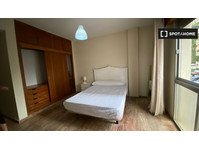 Very bright room with private terrace - Za iznajmljivanje