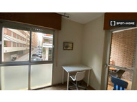 Very bright room with private terrace - For Rent