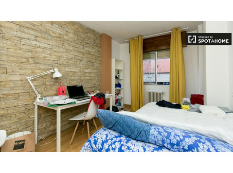 Charmantes Zimmer zu vermieten in Granada Centro - Zu Vermieten