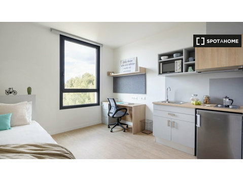 Estúdio acessível na residência estudantil em Granada - Apartamentos