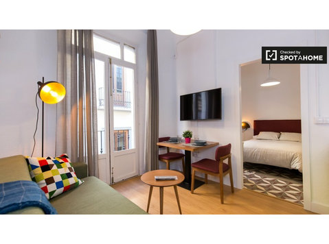 Elegancki 1-pokojowy apartament w centrum miasta, Granada - Mieszkanie