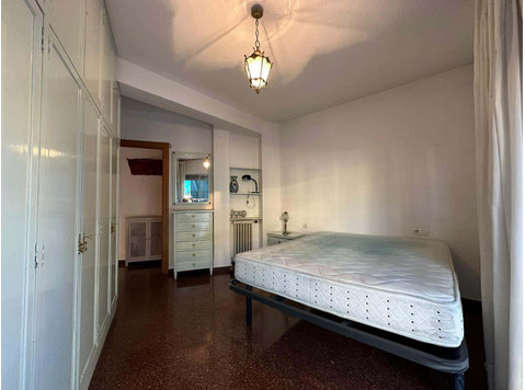 H4 San Juan de Dios - Apartments