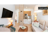 Luminous 2-bedroom apartment for rent in Granada - Станови