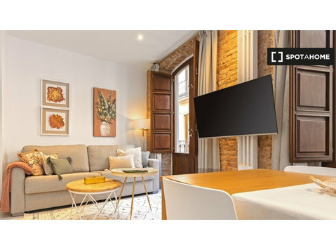 Luxuriöse 1-Zimmer-Wohnung zur Miete im Zentrum von Granada - Wohnungen