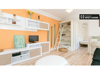 Amplio y luminoso apartamento de 2 dormitorios en alquiler… - Pisos