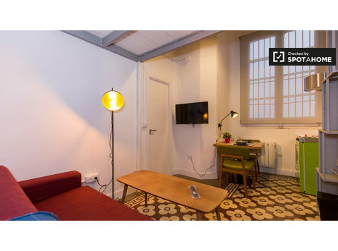 Studio apartment for rent in City Centre, Granada - Apartmány