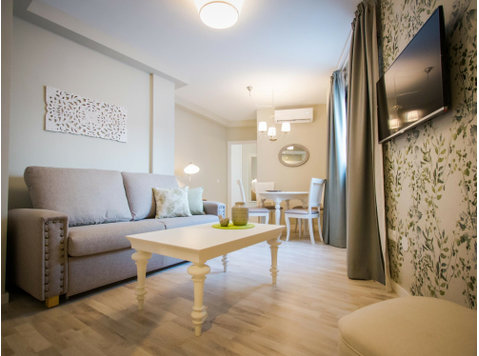 Flatio - all utilities included - Holidays2Malaga Suites 1 - Аренда