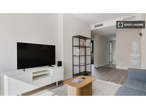 Apartamento de 2 dormitorios en alquiler en Hacienda… - Pisos