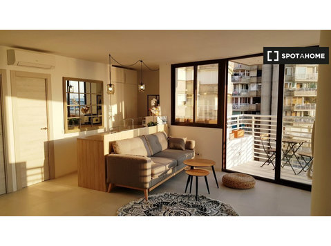 Málaga, Torremolinos'ta kiralık 2 yatak odalı daire - Apartman Daireleri