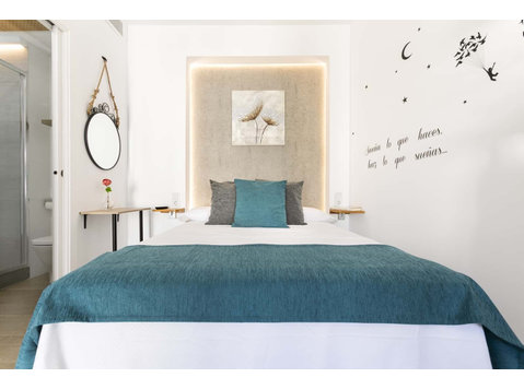 Apartamento en Pasaje Montesa - குடியிருப்புகள்  