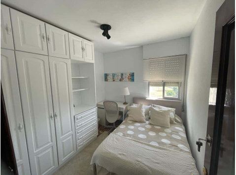 Calle Arlanza Hab 2 - Apartments