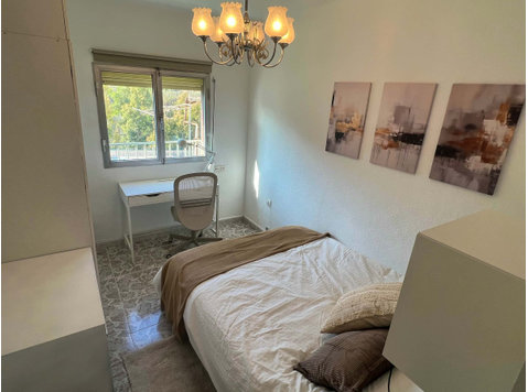 Calle Miraorquídeas Hab 3 - Квартиры