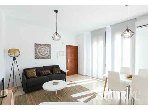 Spacious and bright 1-bedroom apartment in the center of… - Apartman Daireleri