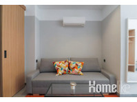 Welcome to our cozy studio in El Barrio de la Victoria - Apartamentos