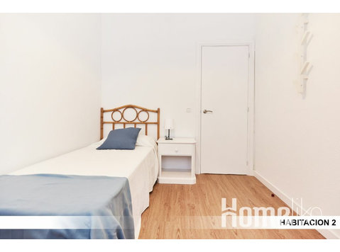 Mooie gerenoveerde kamer in Sevilla - Woning delen