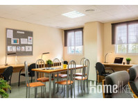 Shared double room in university residence in Seville - Flatshare
