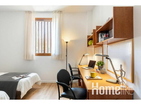Habitación individual en residencia universitaria en Sevilla - Pisos compartidos