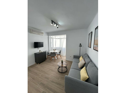 Flatio - all utilities included - Modern 3-Bedroom Oasis in… - K pronájmu