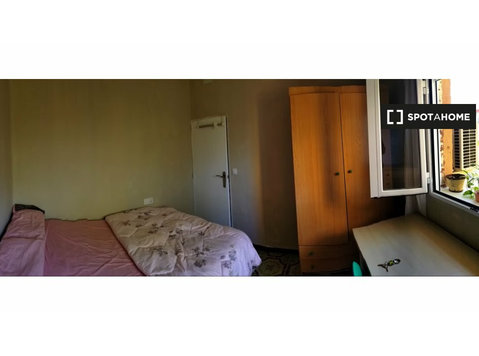 Room in shared apartment in Sevilla - 空室あり