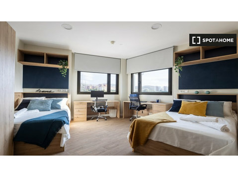 Zweibettzimmer im Studentenwohnheim in Sevilla - Zu Vermieten