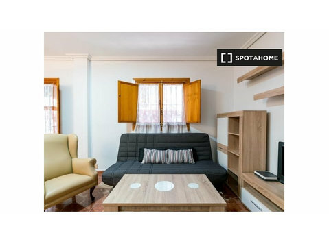 Apartamento de 2 quartos no centro de Sevilha - Apartamentos