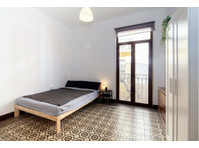 Calle Bustos Tavera - 公寓