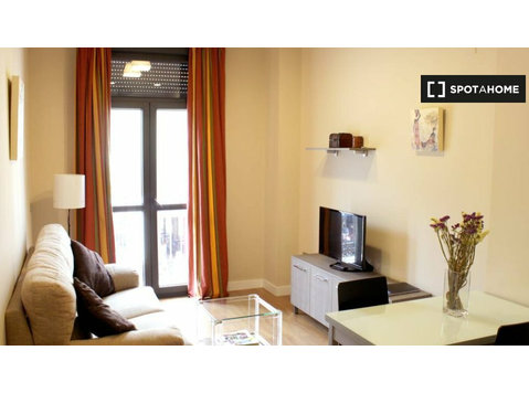Whole 1 bedrooms apartment in Sevilla - Apartamentos