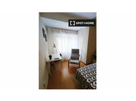 Pokoje do wynajęcia w apartamencie z 6 sypialniami w La… - Do wynajęcia
