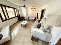 Flatio - all utilities included - Sunny apartment at 50m… - Alquiler