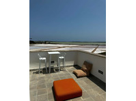 Flatio - all utilities included - LUXURY Villa Stunning Sea… - Te Huur