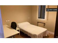 Room for rent in 6-bedroom apartment in Abando, Bilbao - השכרה