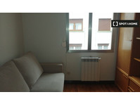 Rooms for rent in 3-bedroom apartment in Bizkaia - Aluguel