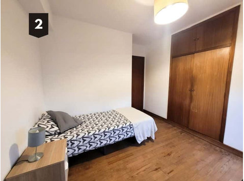 Habitación en piso de 4 habitaciones en Begoña - Appartamenti