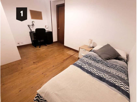 Habitación en piso de 4 habitaciones en Begoña - Apartman Daireleri