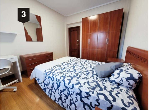 Room in Bilbao - Apartments