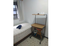 Flatio - all utilities included - Single room 1 persona - WGs/Zimmer